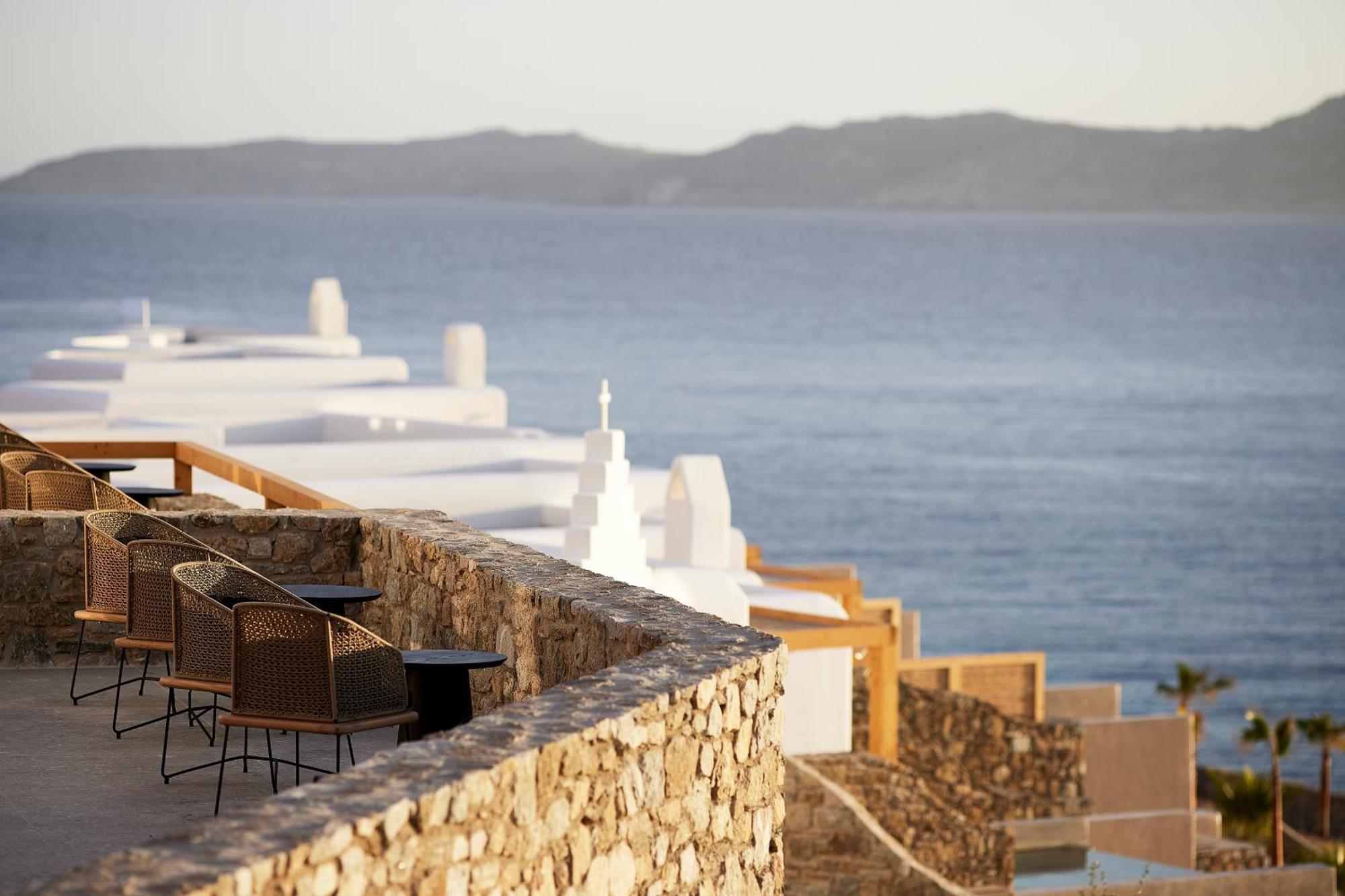 Amazon Mykonos Suites & Spa Agios Ioannis Diakoftis エクステリア 写真