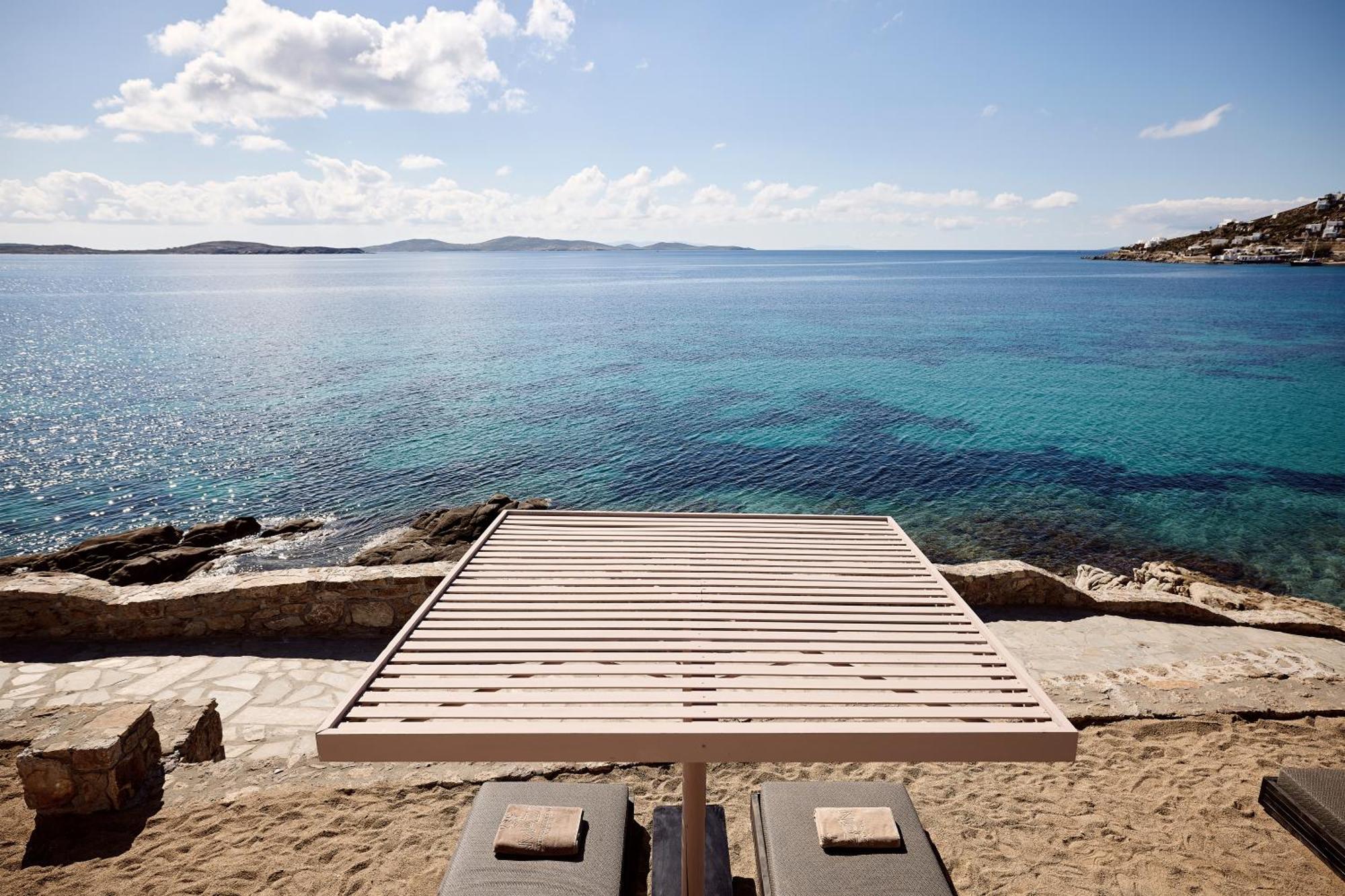 Amazon Mykonos Suites & Spa Agios Ioannis Diakoftis エクステリア 写真