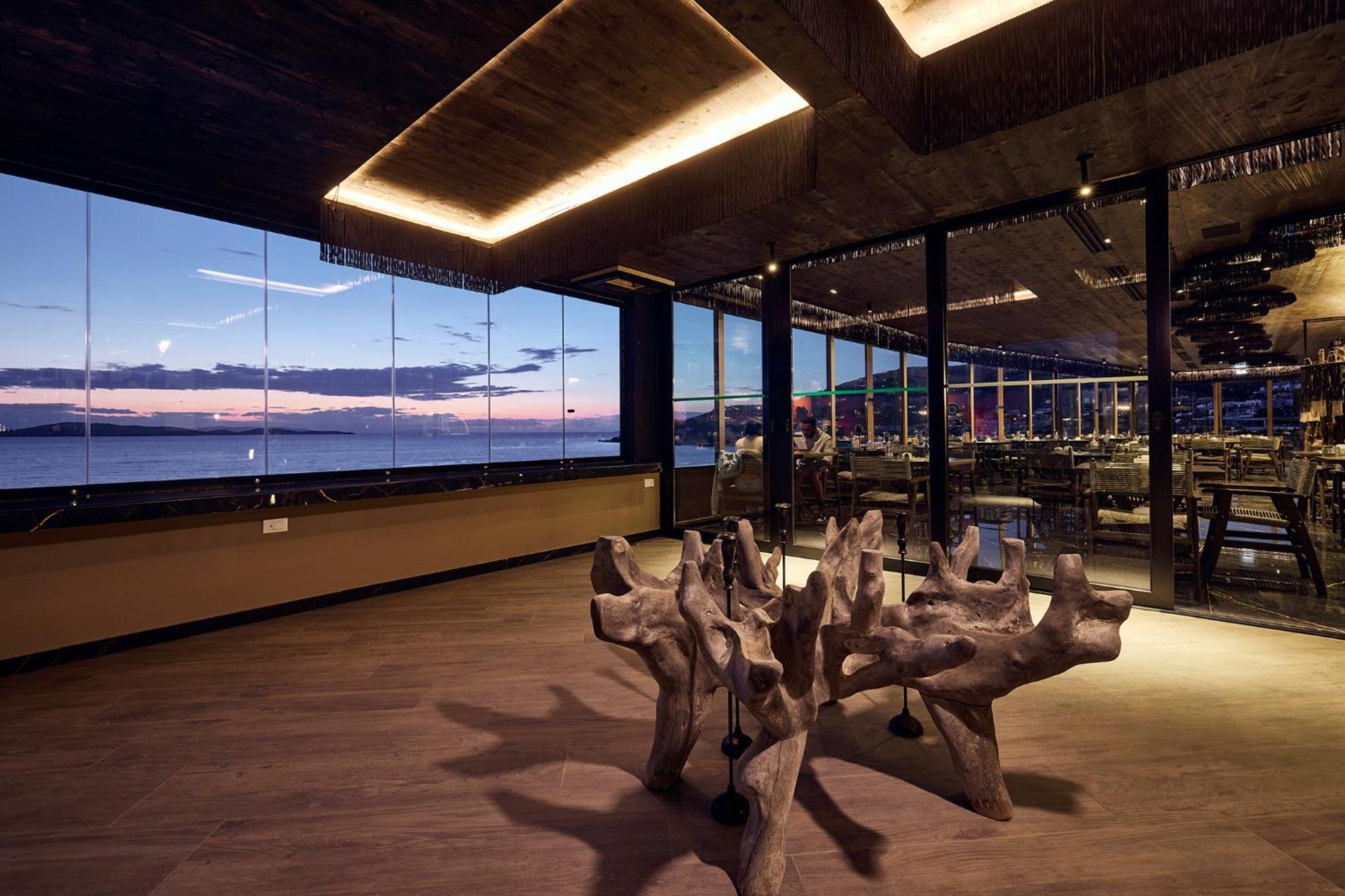 Amazon Mykonos Suites & Spa Agios Ioannis Diakoftis エクステリア 写真