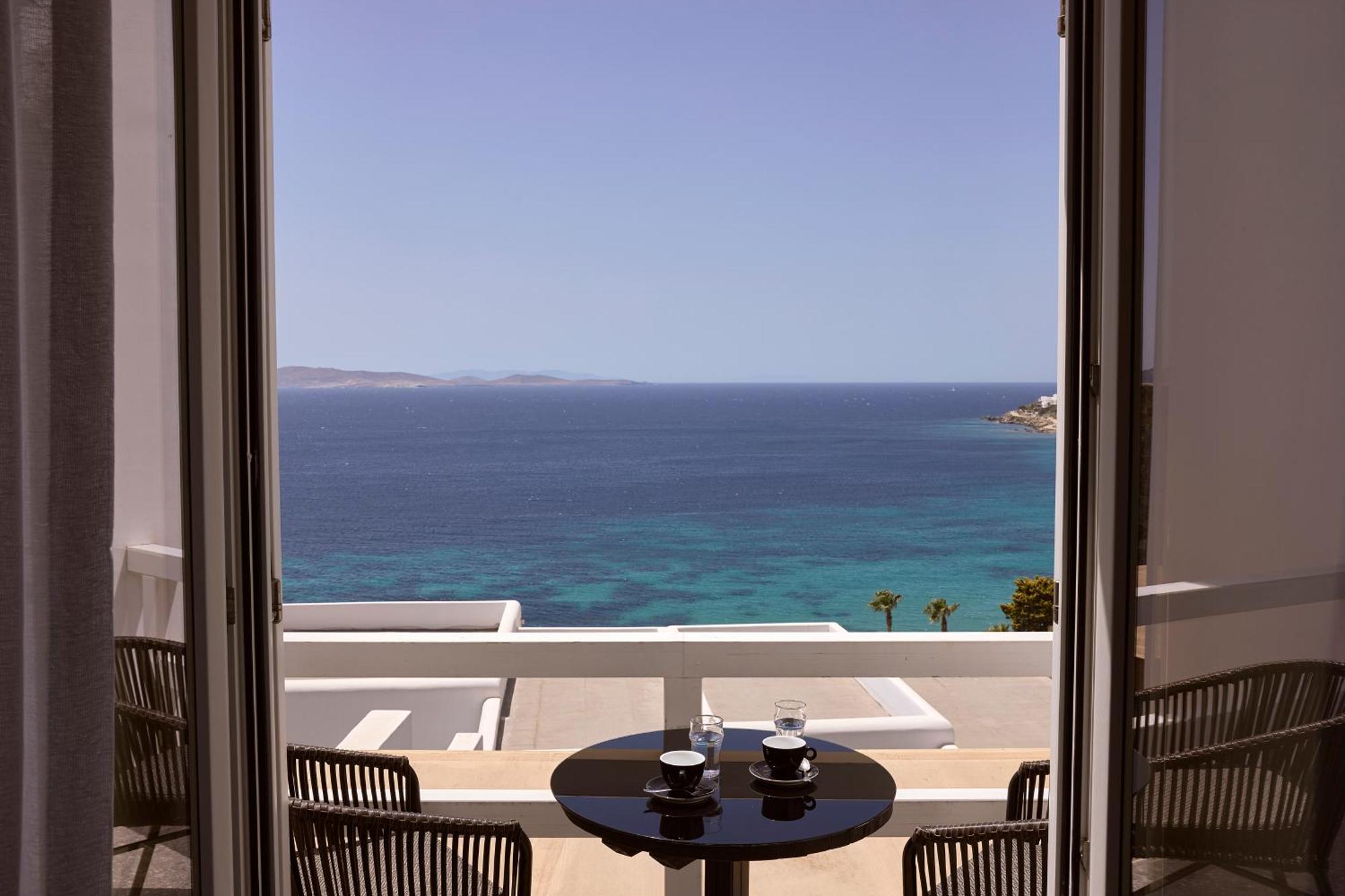 Amazon Mykonos Suites & Spa Agios Ioannis Diakoftis エクステリア 写真