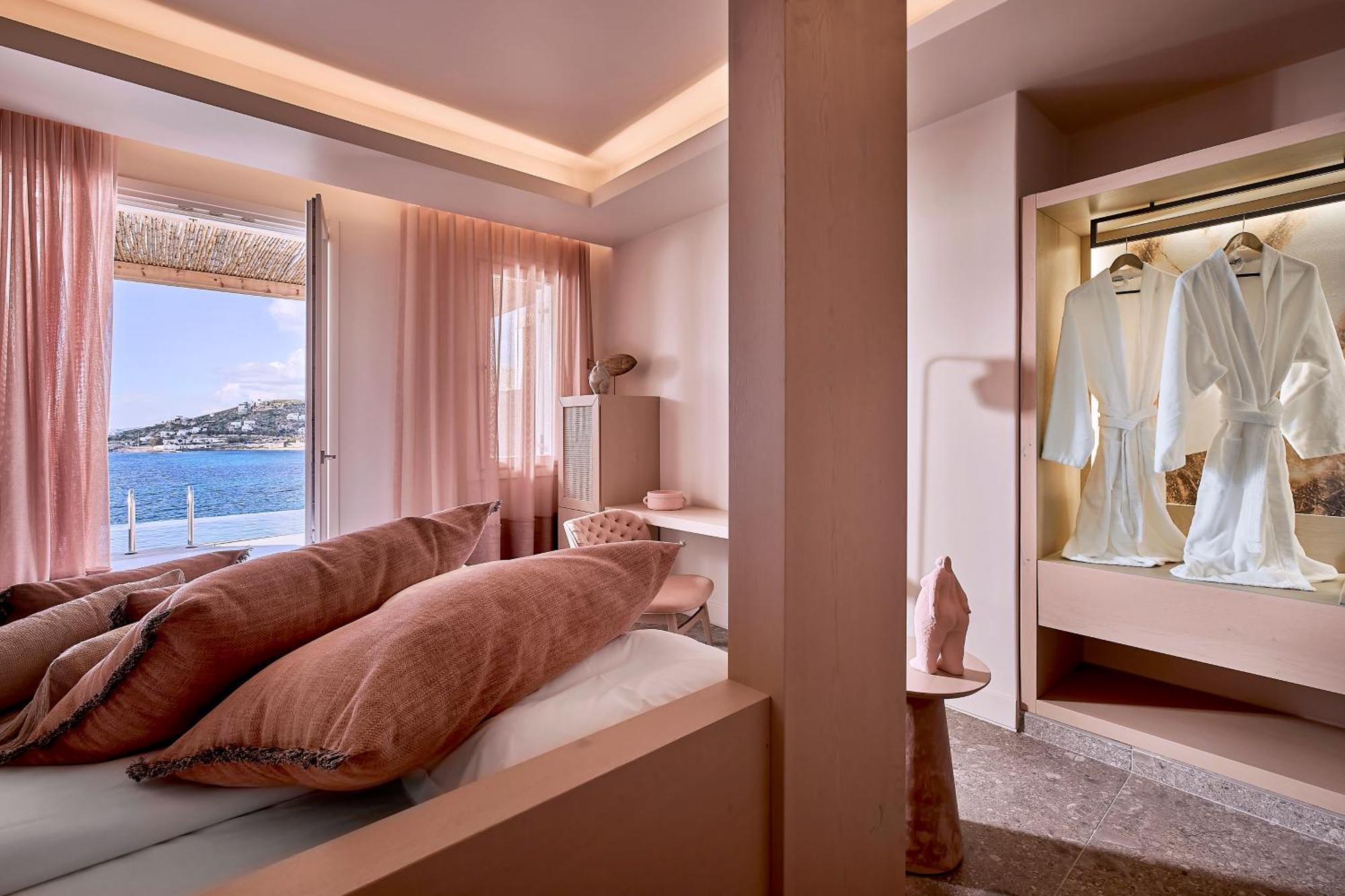 Amazon Mykonos Suites & Spa Agios Ioannis Diakoftis エクステリア 写真